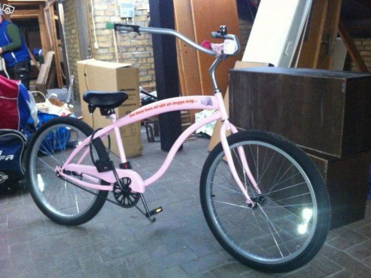 Rosa ahlgrens bilar beachcruiser cykel 