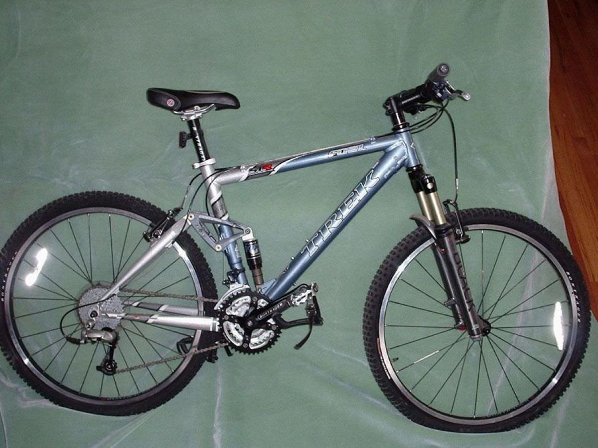 Vintage NEW 2002 Trek Fuel 90 SLR Mountain Race Bike Blue